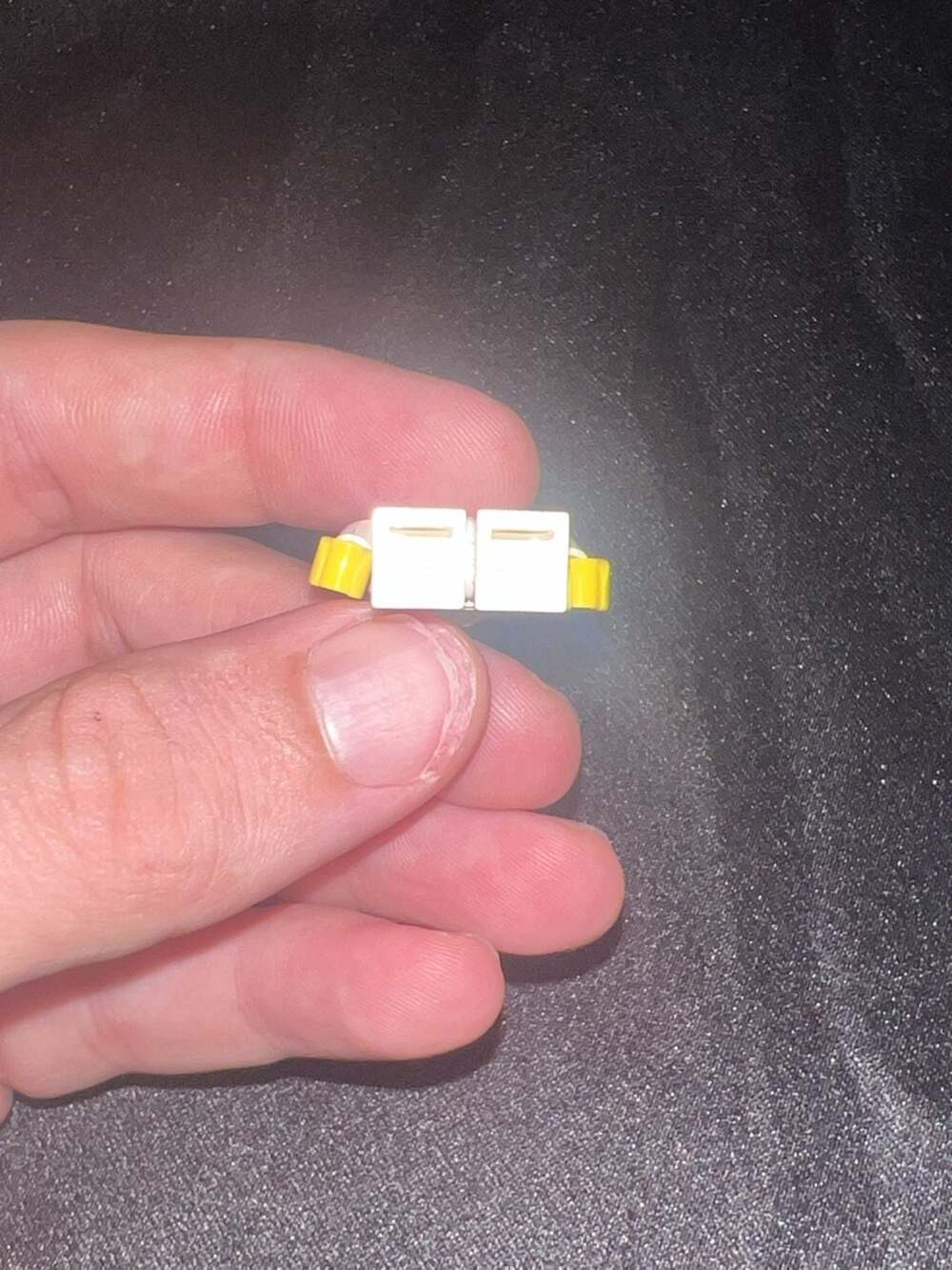 LEGO Minifigure Dr. Kilroy (Dr. Charles Lightning) 
Adventurers Desert Series - Picture 6 of 8